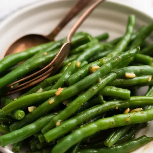 Skillet Green Beans with Garlic