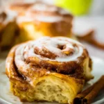 Apple cinnamon rolls recipe 2025 12 11 182500 150x150