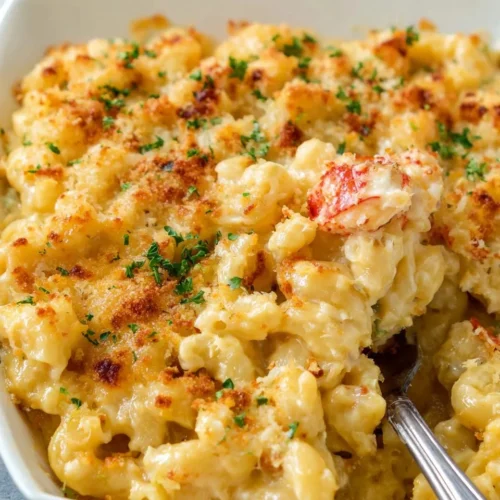Lobster Mac and Cheese with Gruyere and Cheddar 2 Lobster Mac and Cheese with Gruyere and Cheddar