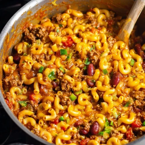 One Pot Pinto Bean Chili Mac with Cheddar 2 One Pot Pinto Bean Chili Mac with Cheddar