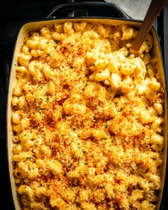 Delicious smoked mac and cheese in a bowl topped with breadcrumbs