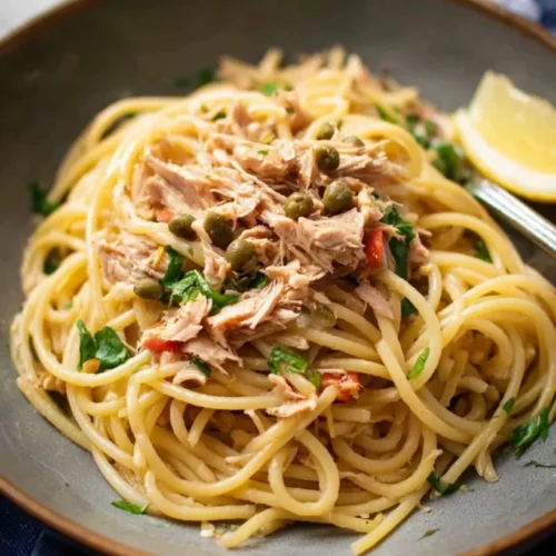 Canned Tuna Pasta with Lemon, Capers and Garlic 2 Canned Tuna Pasta with Lemon, Capers and Garlic