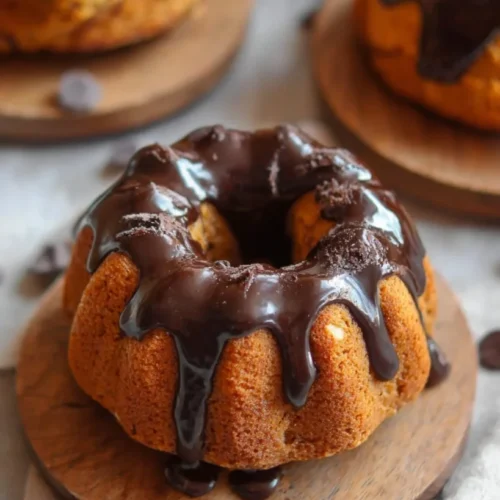 Mini Pumpkin Bundt Cake with Chocolate Rum Glaze 2 Mini Pumpkin Bundt Cake with Chocolate Rum Glaze