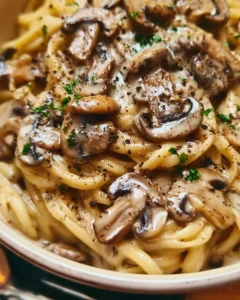 Cremini Mushroom Pasta with Thyme and Parmesan