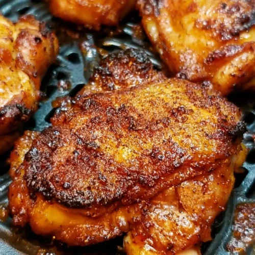 Easy Air Fryer Boneless Chicken Thighs with Garlic and Paprika 2 Easy Air Fryer Boneless Chicken Thighs with Garlic and Paprika