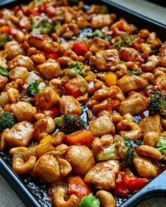 Easy sheet pan cashew chicken recipe for quick weeknight dinners