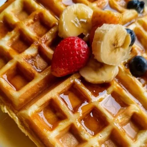 Fluffy Waffles with Whipped Egg Whites 2 Fluffy Waffles with Whipped Egg Whites