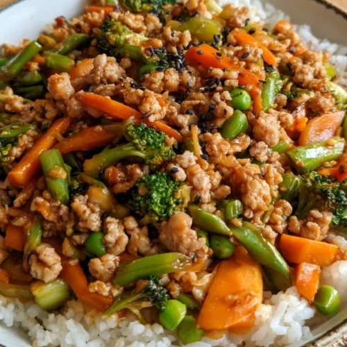 Ground Turkey Teriyaki Stir Fry 2 Ground turkey teriyaki stir fry with broccoli and carrots