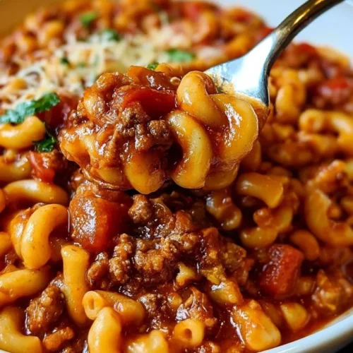 One Pot American Goulash with Beef and Macaroni 2 One Pot American Goulash with Beef and Macaroni